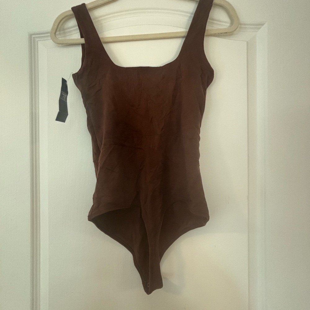 NWT Abercrombie & Fitch Bodysuit Size Medium - Picture 7 of 7